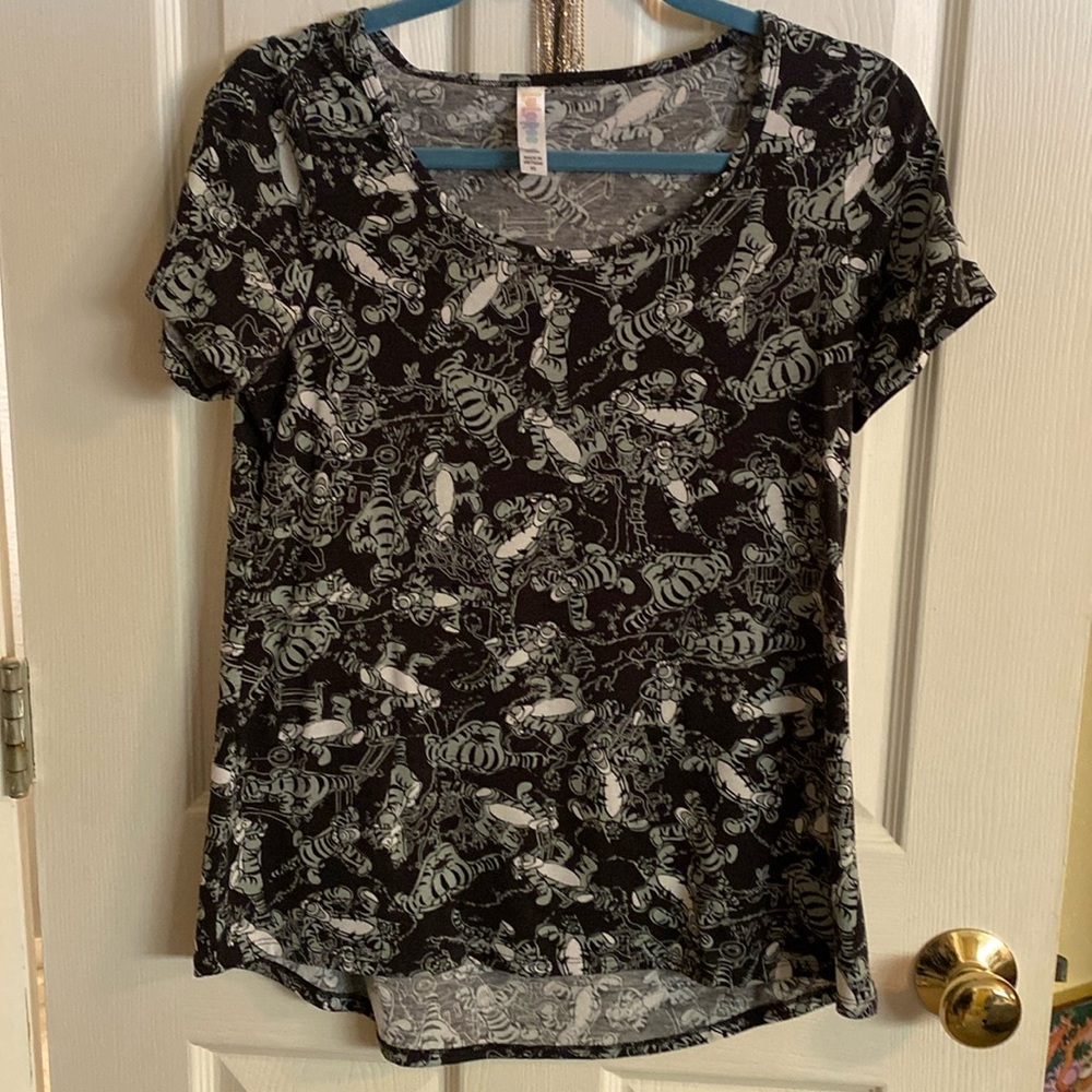 Great Condition Lularoe Classic T size XS featuring Tigger